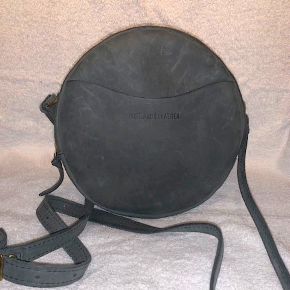 Portland Large Circle Crossbody